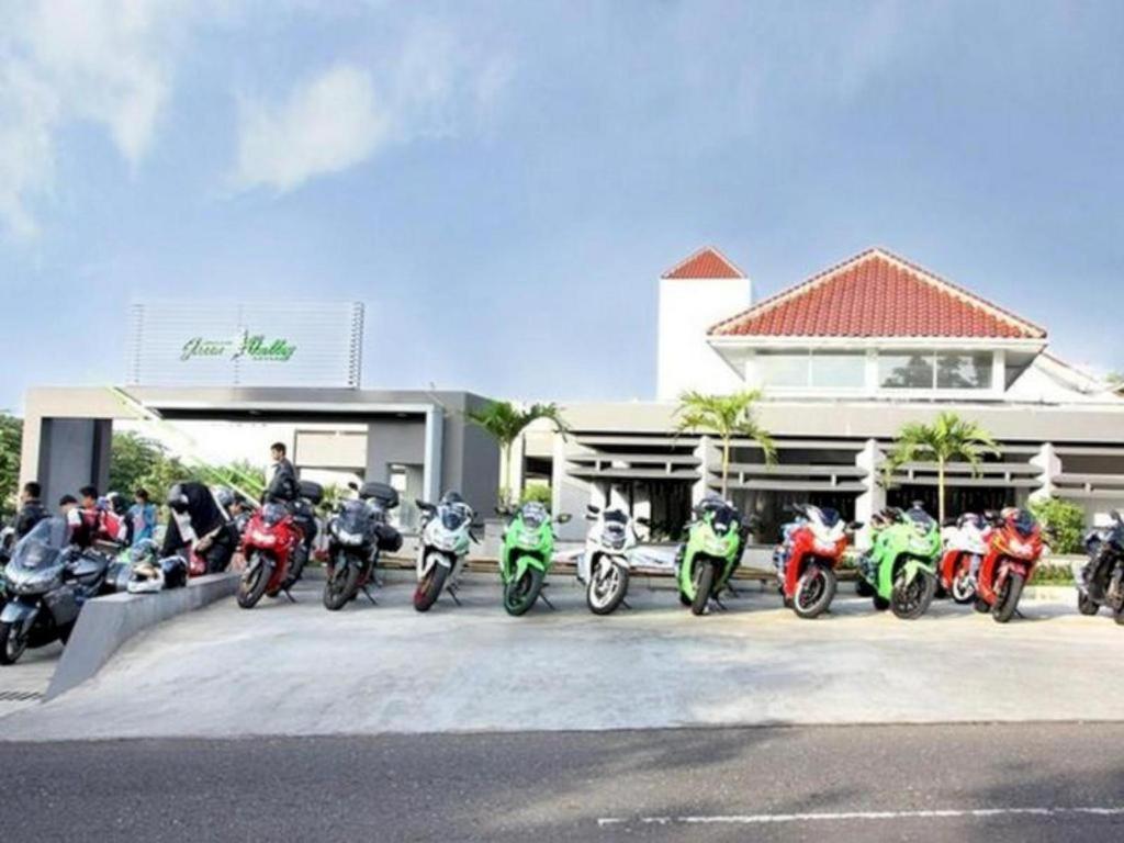 Green Valley Resort Purwokerto Exterior foto